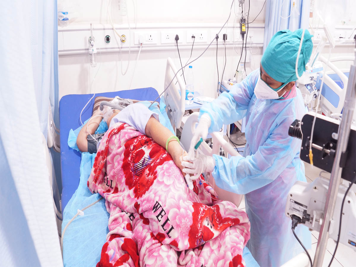 eye hospital in gandhinagar